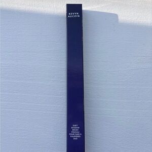 Kevyn Aucoin Duet Shadow Brush